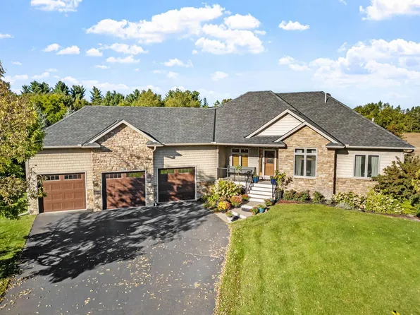 21011 Lander Ct NW, Elk River, MN 55330
