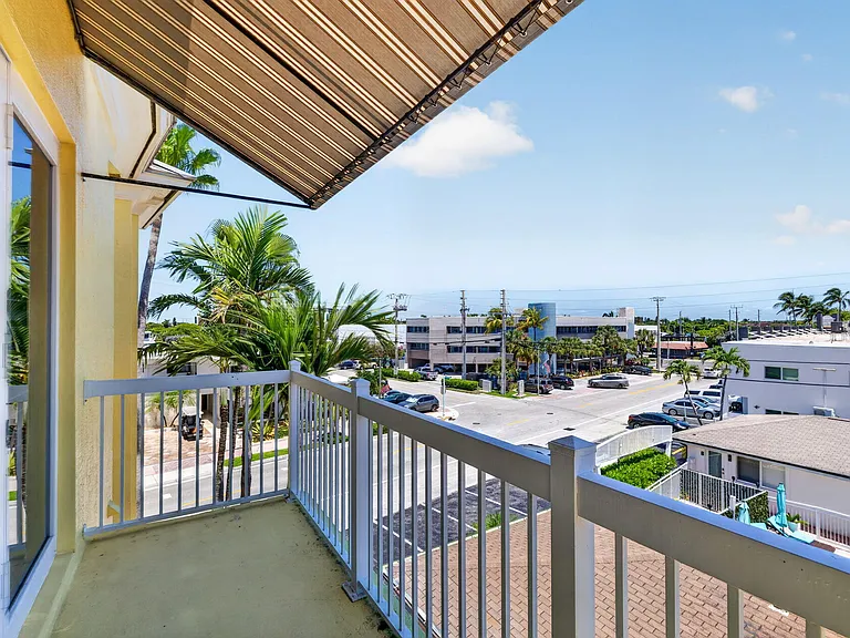 4332 Seagrape Dr #4 — Photo 32