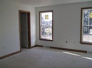5th image of 104 Malwood Dr