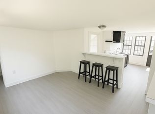 40 Rogers St #3, Branford, CT 06405