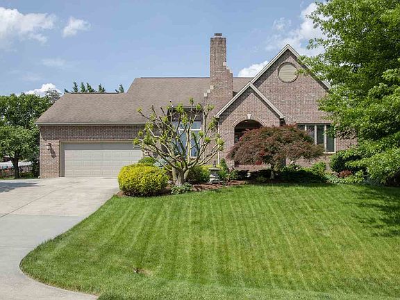 2nd image of 2860 Barrington Dr