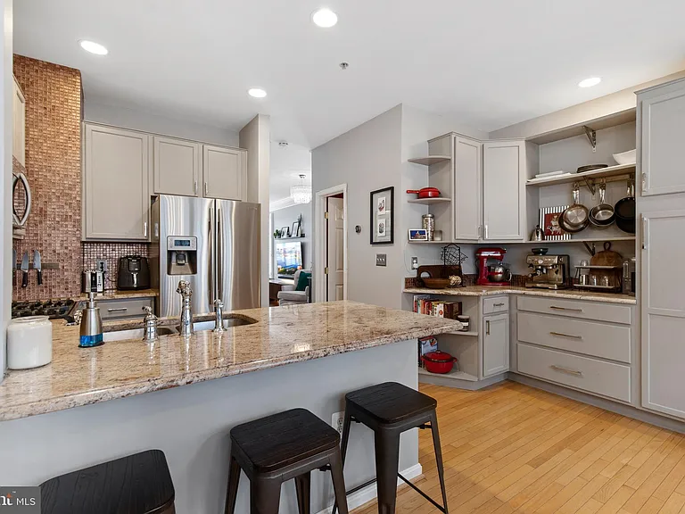 170 Martin Ln — Photo 21