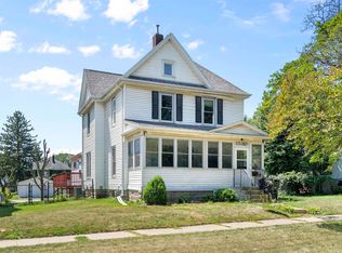 1320 Grant Ave, Waterloo, IA 50702