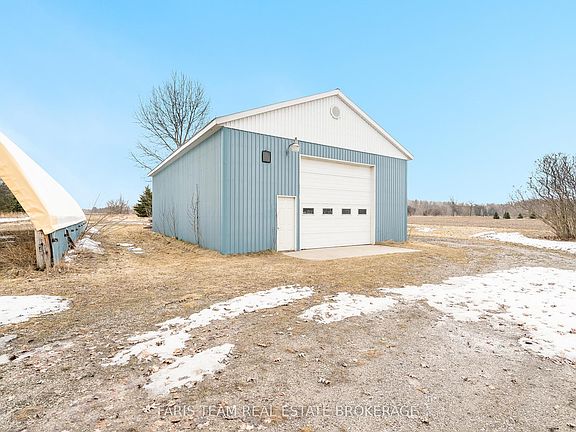 3rd image of 8949 Smith Rd