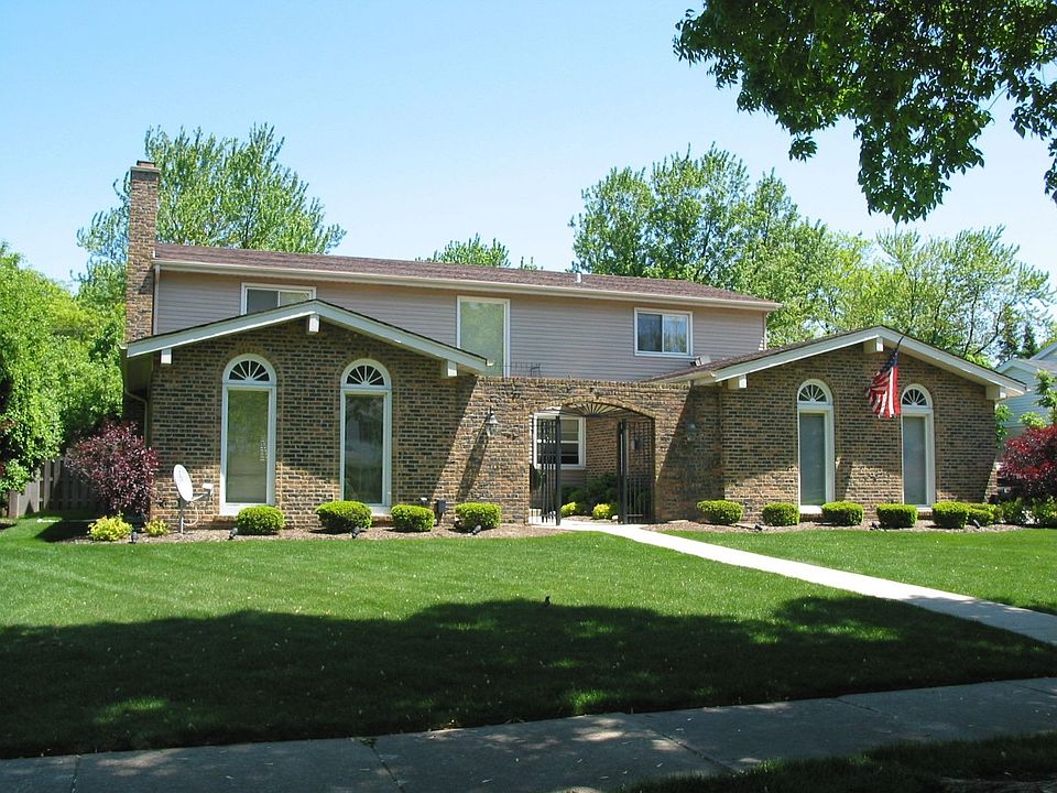 1st image of 845 King Richards Ct