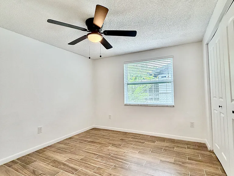 7201 Daggett Ter — Photo 14