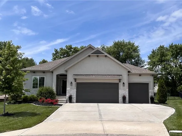 4404 SW Nautilus Pl, Lees Summit, MO 64082