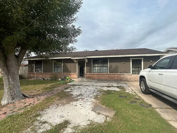 135 Leece Dr, Brownsville, TX 78521