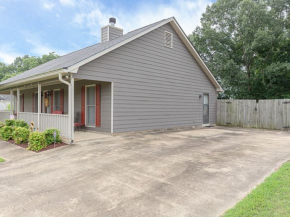 2nd image of 165 Lee Road 2051