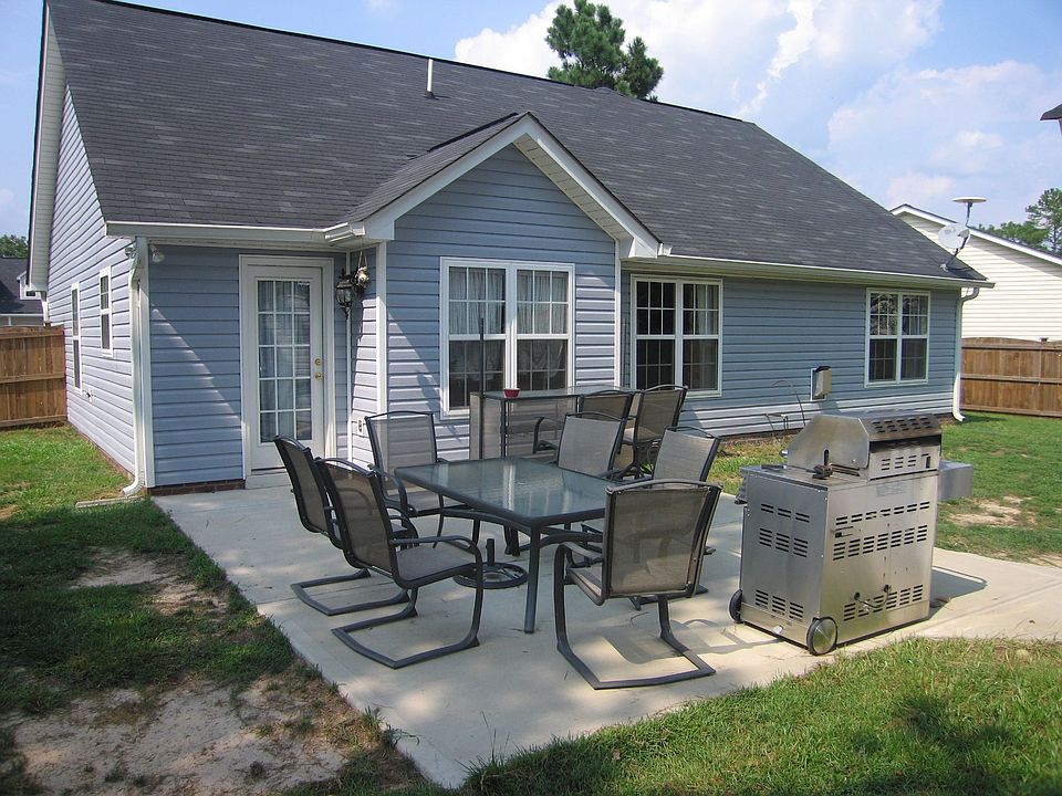 2nd image of 78 Sand Oak Ct