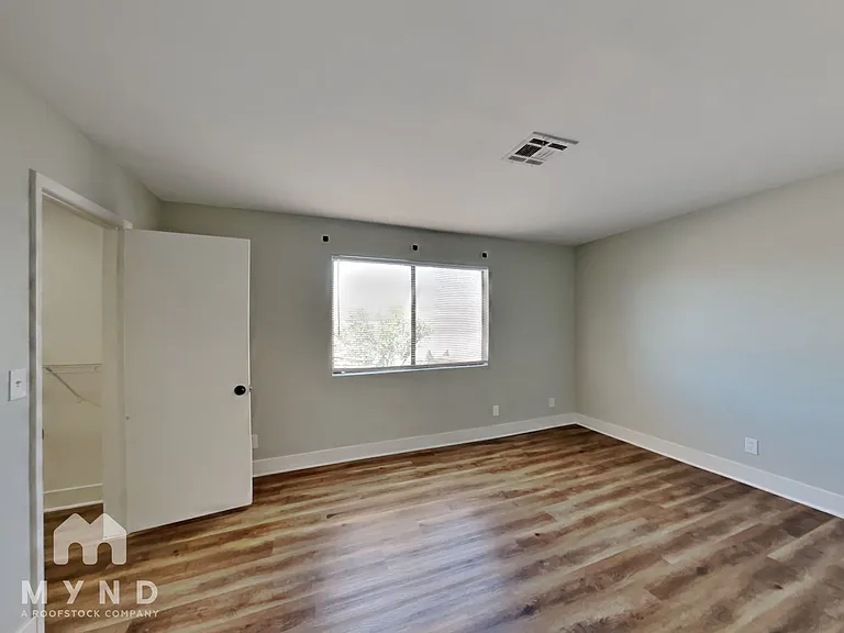 4336 Fox Point Dr — Photo 13