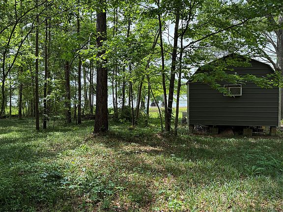 5th image of 11756 Catfish Rd