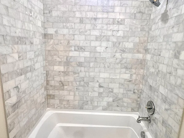 615 Waco Dr #B — Photo 32