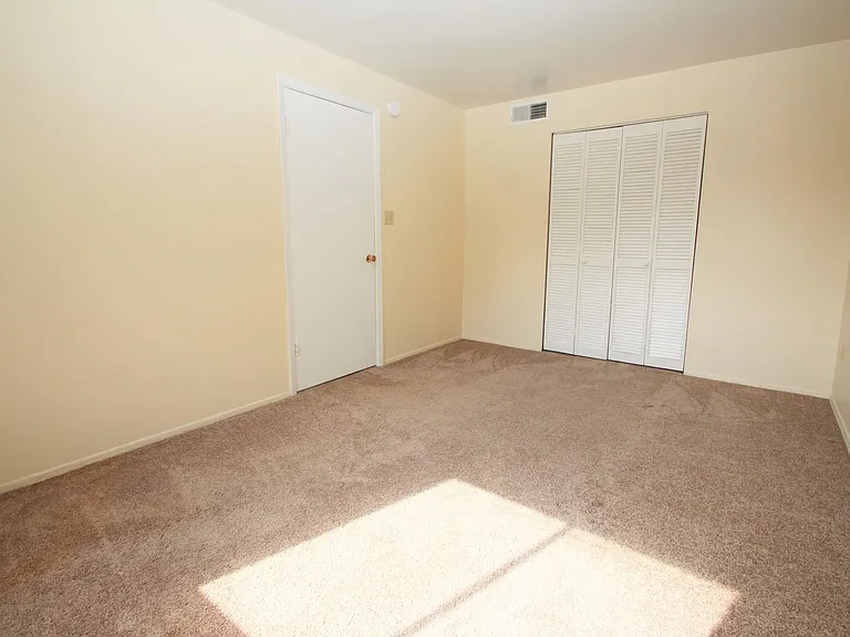 284 Moon Clinton Rd — Photo 7