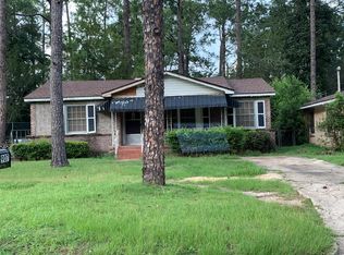 907 Dorsett Ave, Albany, GA 31701