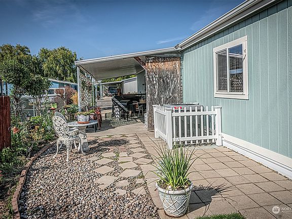 5th image of 1319 Rancho Villa Drive