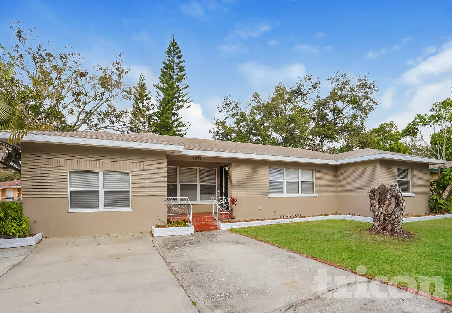 1576 Bonair Street Clearwater FL — Photo 1