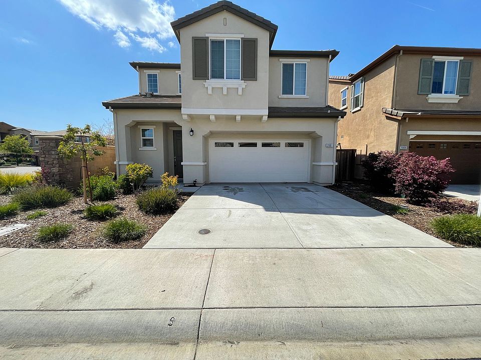 1st image of 2001 Sycamore Grove Ln