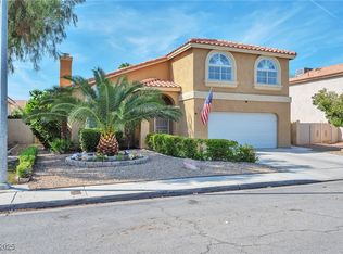 1647 Silver Knoll Ave, Las Vegas, NV 89123