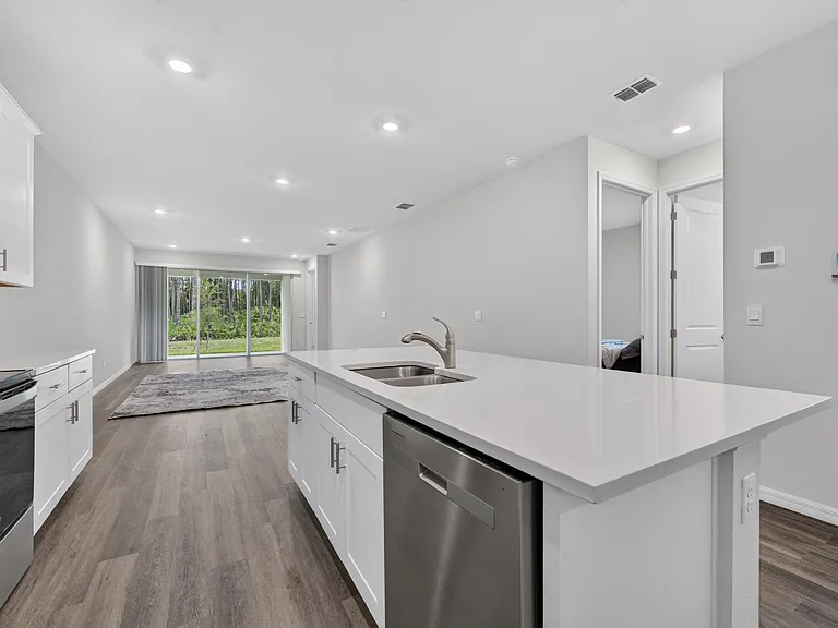 2568 Kinsale Ln — Photo 12