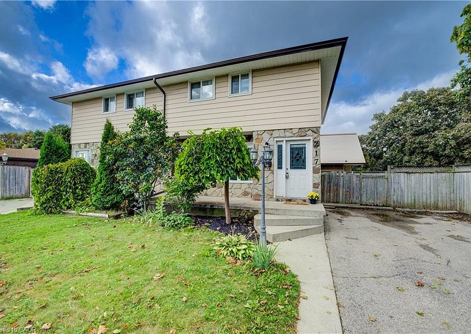 1st image of 217 Southwood Dr