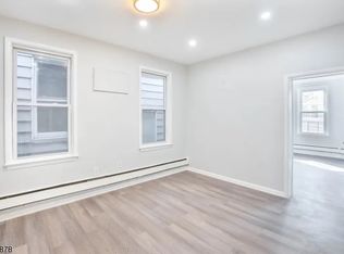 46 Hawkins St FLOOR 2, Newark, NJ 07105