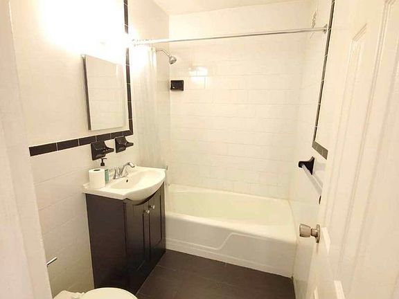 4th image of 315 Ocean Pkwy APT 6E