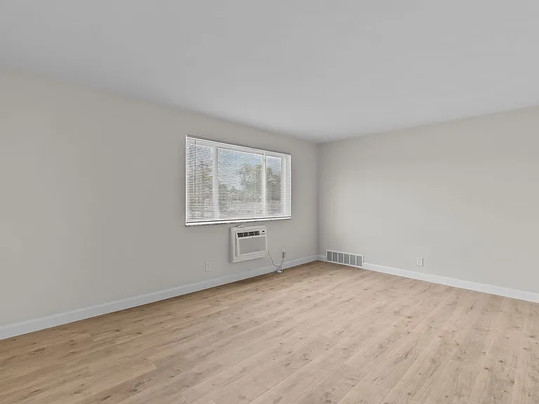 4617 Virginia Ave — Photo 15