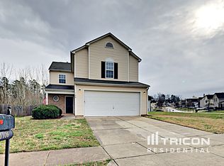 1106 Delander Ln, Charlotte, NC 28214