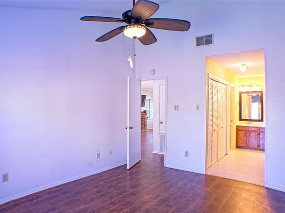 4th image of 2419 Sendero Trl