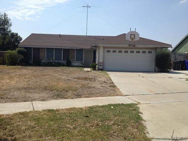 2nd image of 18045 Citron Ave