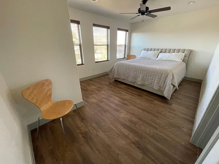 1110 E Bonita St — Photo 12