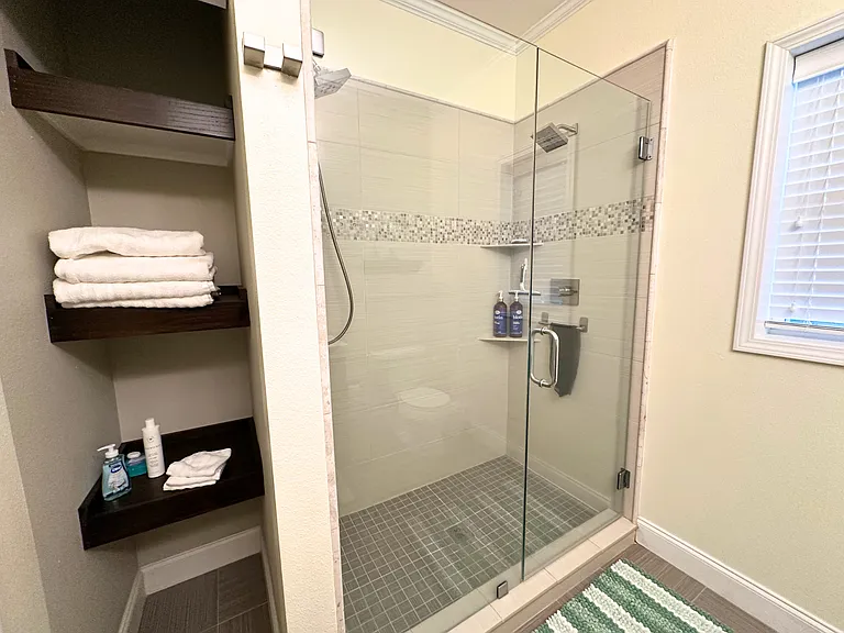25806 Pollard Rd #205 — Photo 23