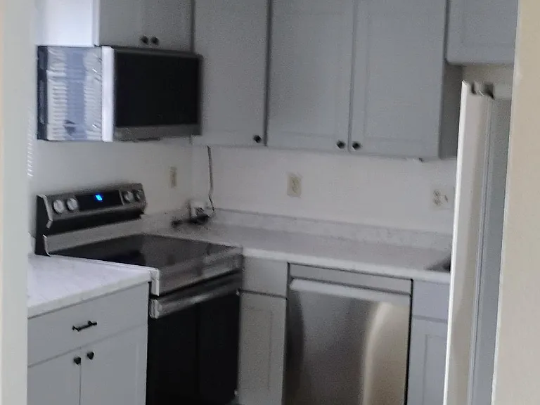 10850 Albion Dr — Photo 17