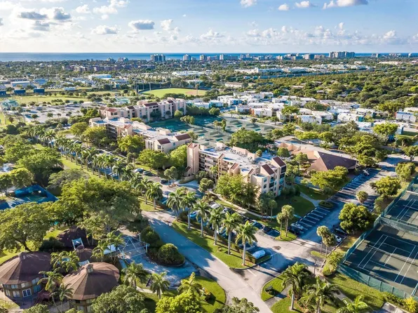 500 Egret Cir, Delray Beach, FL