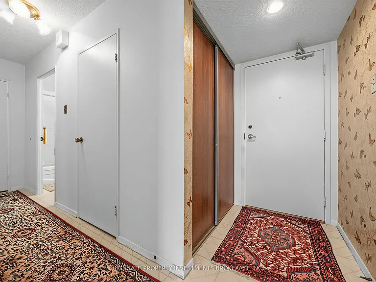10 Martha Eaton Way #605 — Photo 2