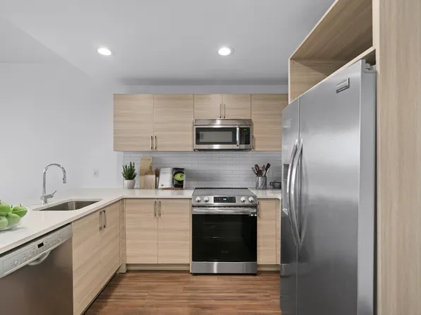 2030 Hudson Street image 172 of 284