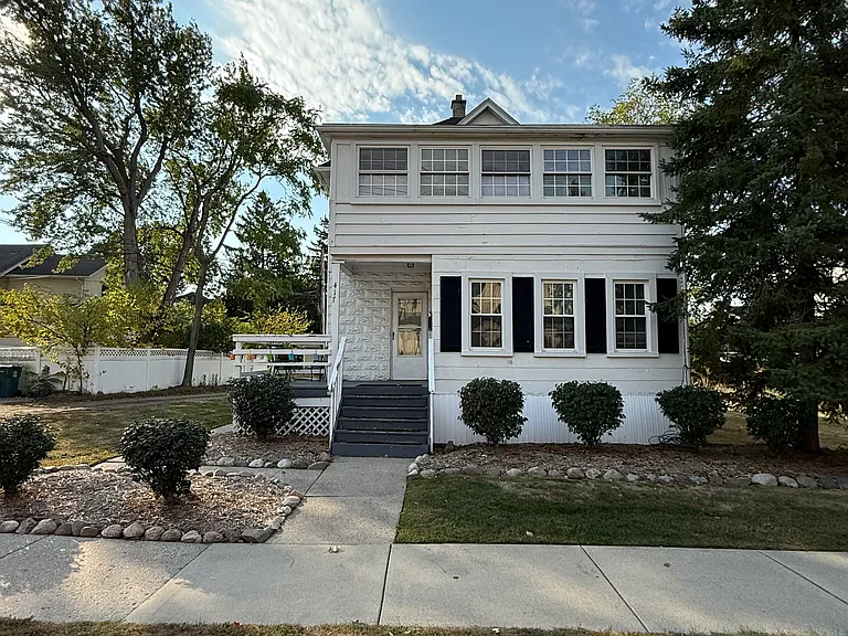 417 W Lincoln Ave #3 — Photo 3