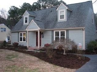 2039 Cove Rd, Gloucester, VA 23072