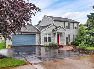 2696 Brookmar Dr, York, PA 17408