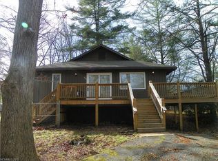 50 Mallard Trl, Hendersonville, NC 28792