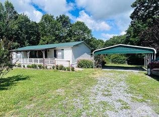 219 Fernridge Ct, Rock, WV 24747