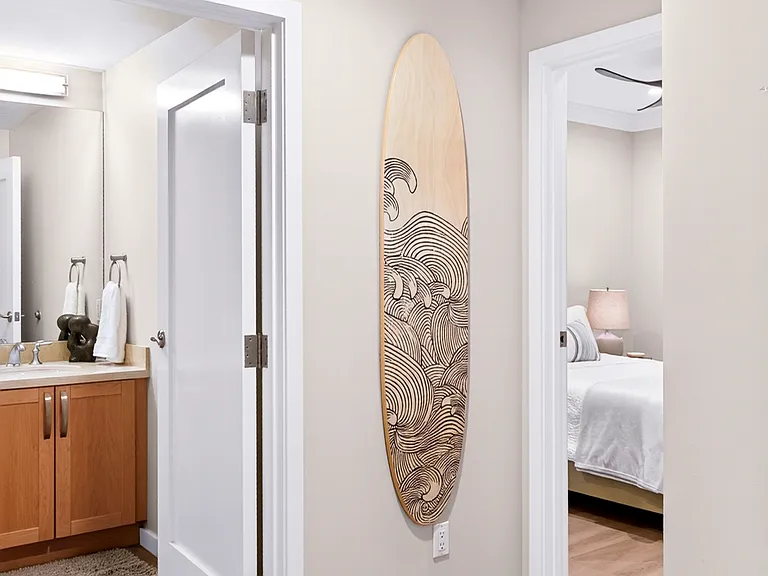 Hallway between 2nd bedroom and 2nd bathroom