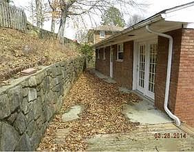 2nd image of 1409 Gilbert Dr
