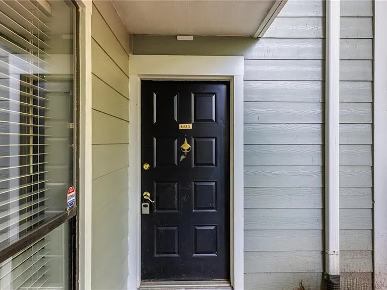 603 Summit North Dr NE #603 — Photo 4