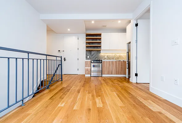 Rented by Nooklyn NYC LLC | media 109