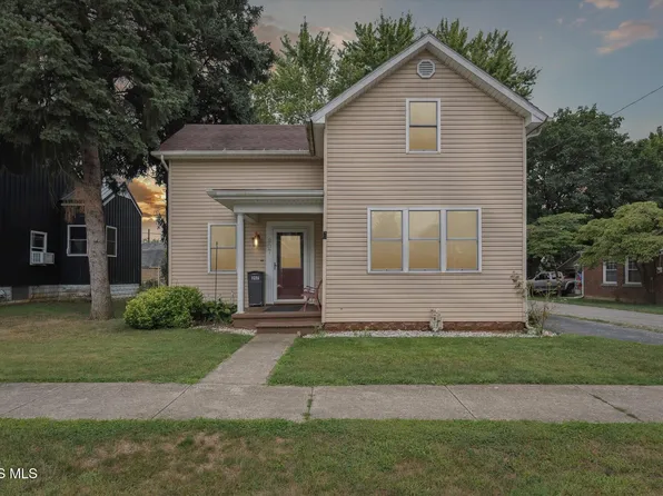 207 Ash Ave, Findlay, OH 45840