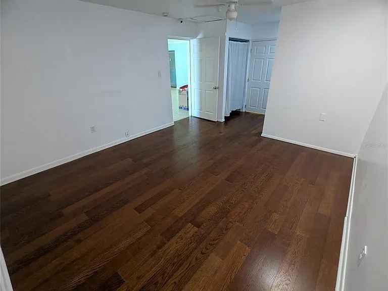 1521 Normandy Way — Photo 20