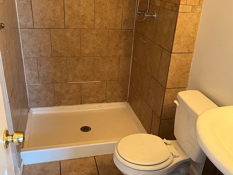1205 Tar Heel Ct — Photo 12