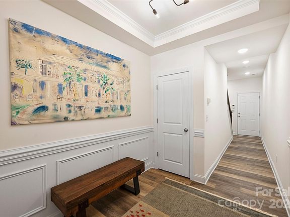 3rd image of 10249 Glenmere Creek Cir